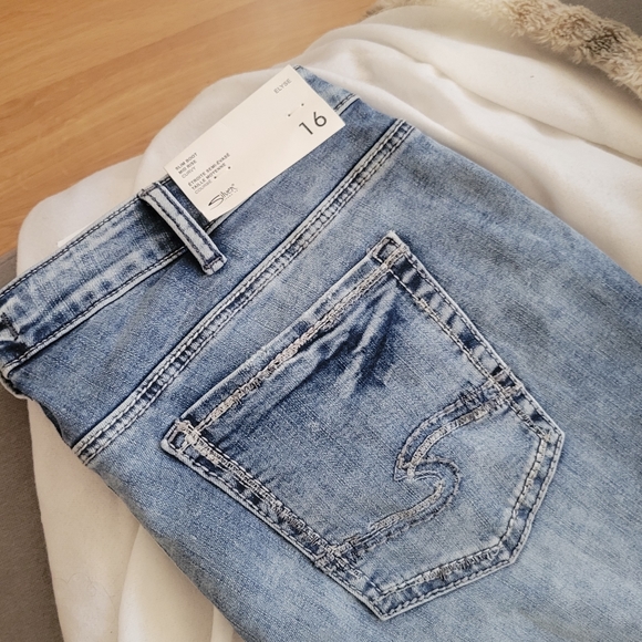 Silver Jeans Co. Slim boot midrise curvy brandnew - Picture 4 of 5